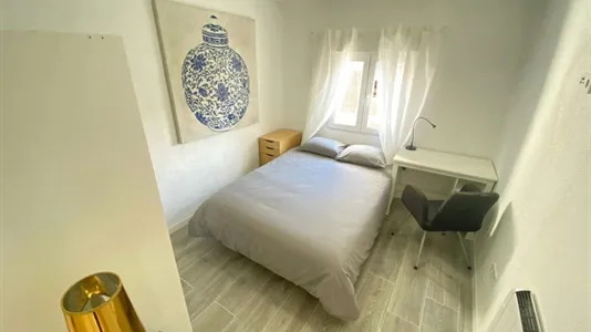 Rooms in Adaro - photo 7