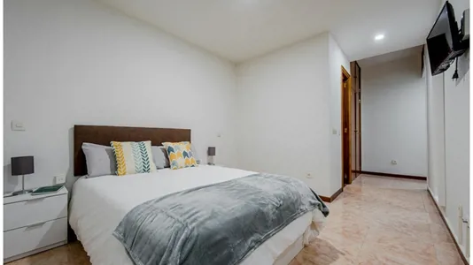Rooms in Madrid Retiro - photo 3