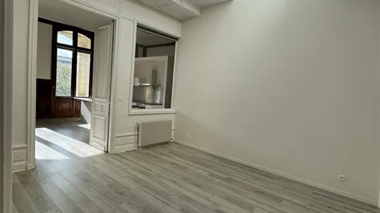 Houses in Angoulême - photo 10