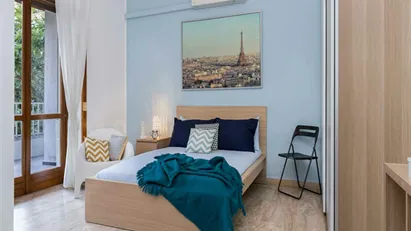 Room for rent in Milano Zona 7 - Baggio, De Angeli, San Siro, Milan