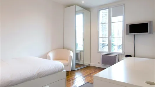 Apartments in Paris 7ème arrondissement - photo 4