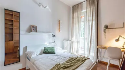 Room for rent in Milano Zona 5 - Vigentino, Chiaravalle, Gratosoglio, Milan
