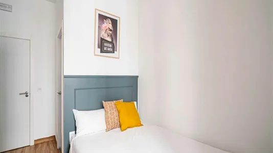 Rooms in Madrid Centro - photo 5