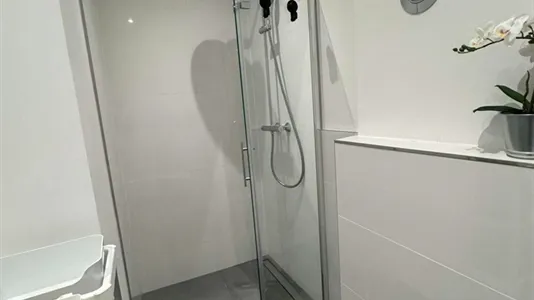 Apartments in Berlin Steglitz-Zehlendorf - photo 4