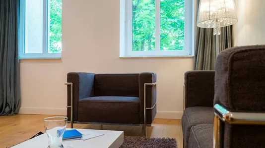 Apartments in Frankfurt Süd - photo 10