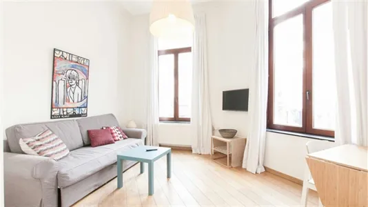 Apartments in Brussels Sint-Gillis - photo 2
