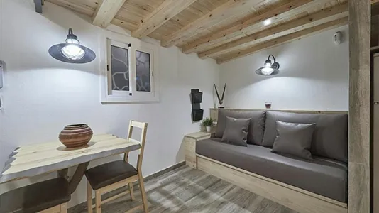 Apartments in Barcelona Ciutat Vella - photo 3