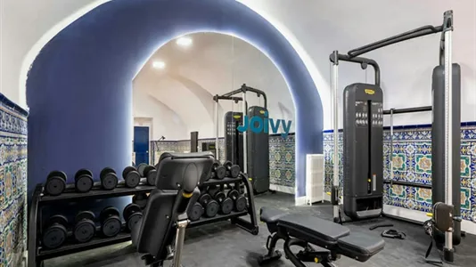 Rooms in Madrid Centro - photo 10