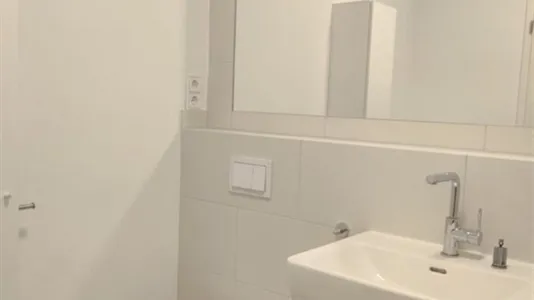 Rooms in Berlin Friedrichshain-Kreuzberg - photo 8