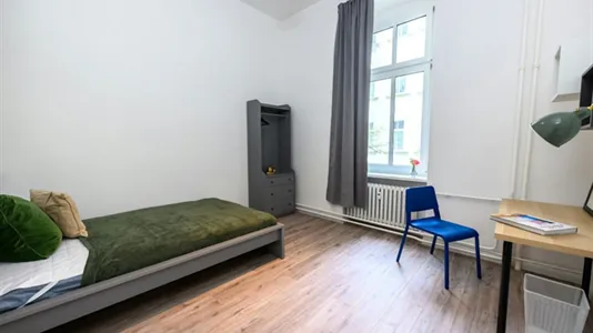 Rooms in Berlin Charlottenburg-Wilmersdorf - photo 2