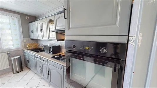 Rooms in Grenoble - photo 9