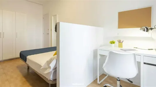 Rooms in Madrid Centro - photo 4