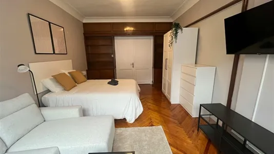 Rooms in Bilbao - photo 4