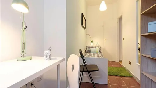 Rooms in Roma Municipio II – Parioli/Nomentano - photo 5