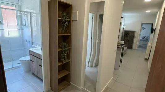 Rooms in Lleida - photo 3