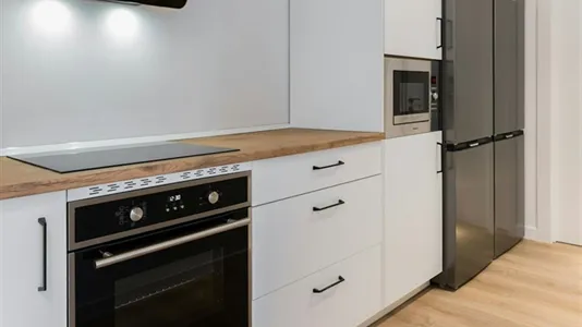 Rooms in Adaro - photo 10