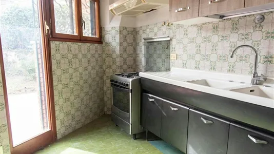 Rooms in Roma Municipio IX – EUR - photo 10