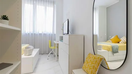 Rooms in Milano Zona 5 - Vigentino, Chiaravalle, Gratosoglio - photo 3