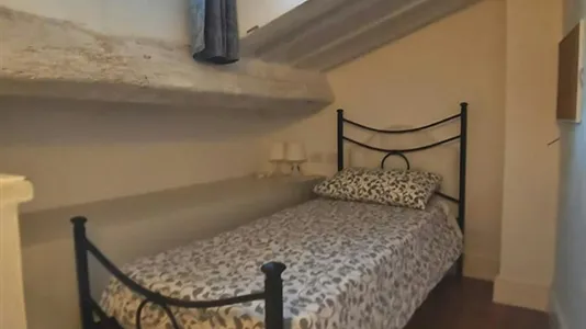 Rooms in Florence - photo 8
