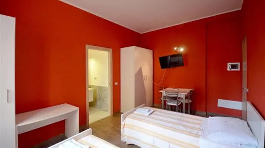 Apartments in Milano Zona 5 - Vigentino, Chiaravalle, Gratosoglio - photo 2