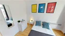 Room for rent, Lille, Hauts-de-France, &lt;span class=&quot;blurred street&quot; onclick=&quot;ProcessAdRequest(10383771)&quot;&gt;&lt;span class=&quot;hint&quot;&gt;See streetname&lt;/span&gt;[xxxxxxxxxxxxx]&lt;/span&gt;