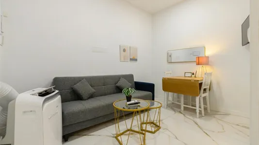 Apartments in Madrid Centro - photo 2