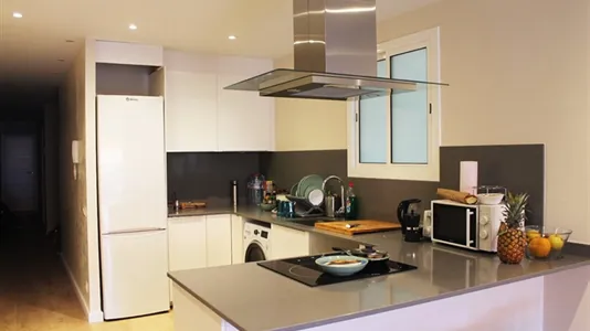 Rooms in Barcelona Eixample - photo 8