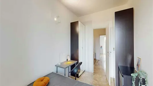 Rooms in Milano Zona 4 - Vittoria, Forlanini - photo 2