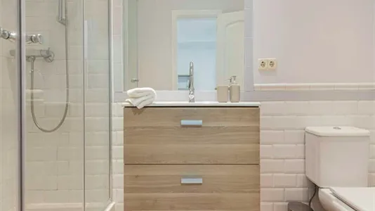 Rooms in Madrid Centro - photo 6