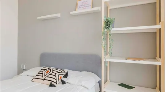 Rooms in Roma Municipio XIV – Monte Mario - photo 3