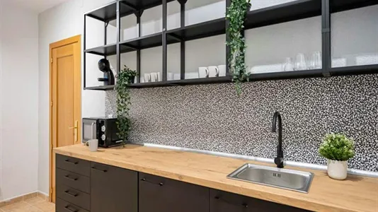 Rooms in Madrid Tetuán - photo 10