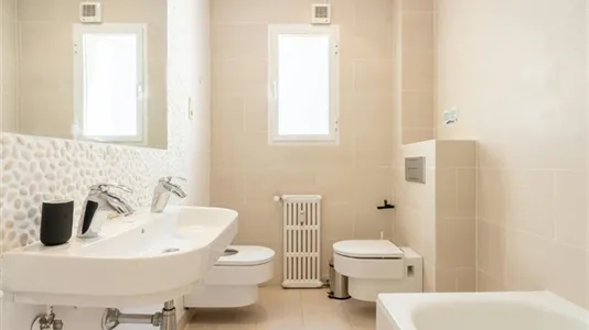 Rooms in Madrid Salamanca - photo 5