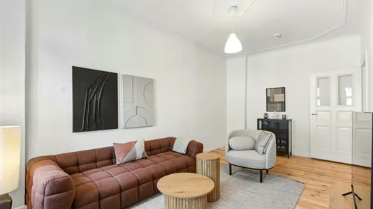 Apartments in Berlin Charlottenburg-Wilmersdorf - photo 1