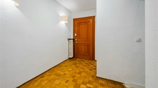 Rooms in Madrid Chamartín - photo 7