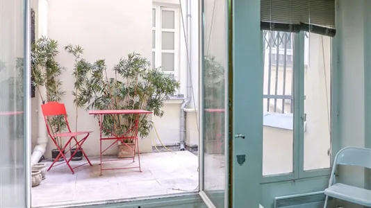 Apartments in Paris 2ème arrondissement - Bourse - photo 8