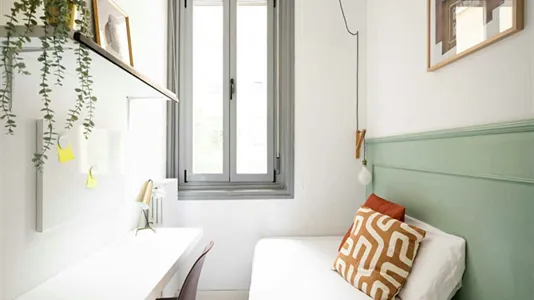 Rooms in Madrid Centro - photo 6