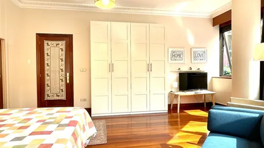 Rooms in Bilbao - photo 8