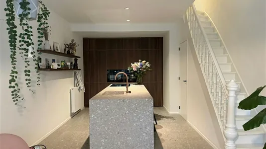 Houses in Stad Antwerp - photo 5