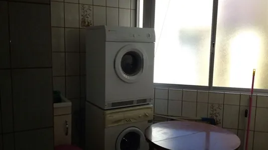 Rooms in Málaga - photo 8