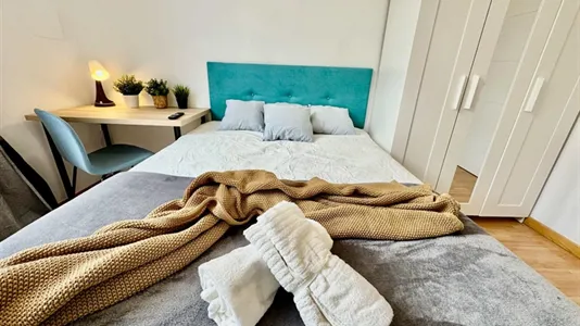 Rooms in Barcelona Eixample - photo 3
