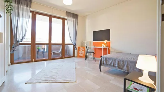 Rooms in Lecco - photo 3