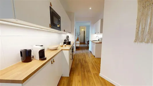 Rooms in Lyon - photo 4