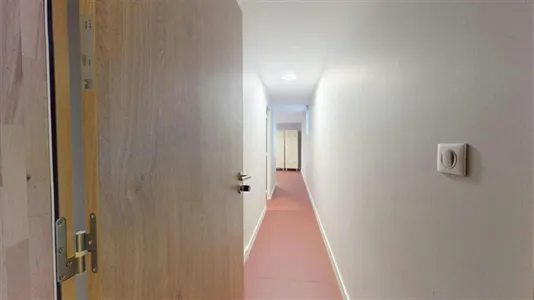 Rooms in Saint-Étienne - photo 7