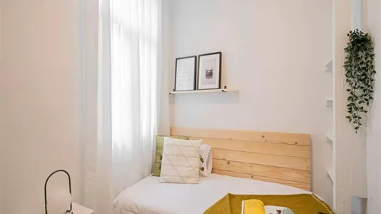 Rooms in Madrid Centro - photo 7