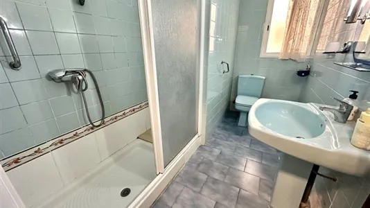 Rooms in el Camí de Vera - photo 6