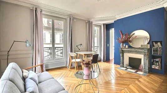 Apartments in Paris 9ème arrondissement - photo 1