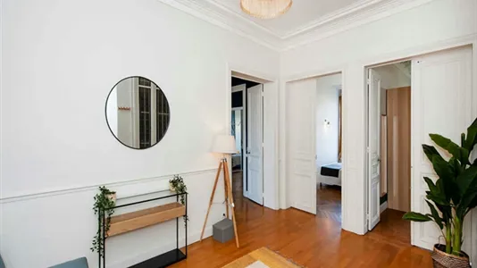 Rooms in Paris 17ème arrondissement - photo 10