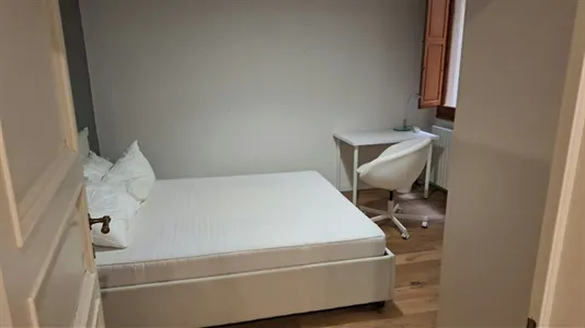Rooms in Florence - photo 2