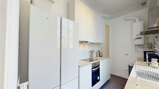 Rooms in Paris 9ème arrondissement - photo 9