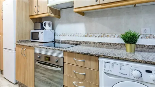 Rooms in Tavernes Blanques - photo 9